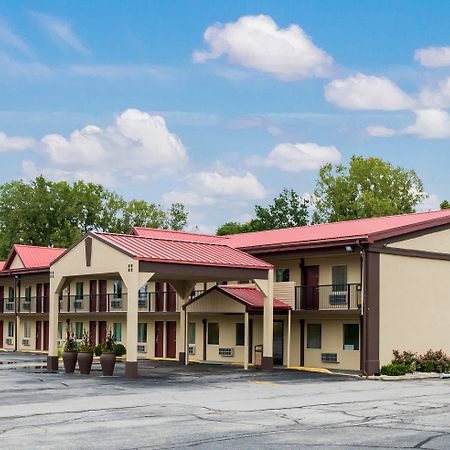 Red Roof Inn Marion, In Экстерьер фото