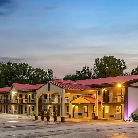 Red Roof Inn Marion, In Экстерьер фото