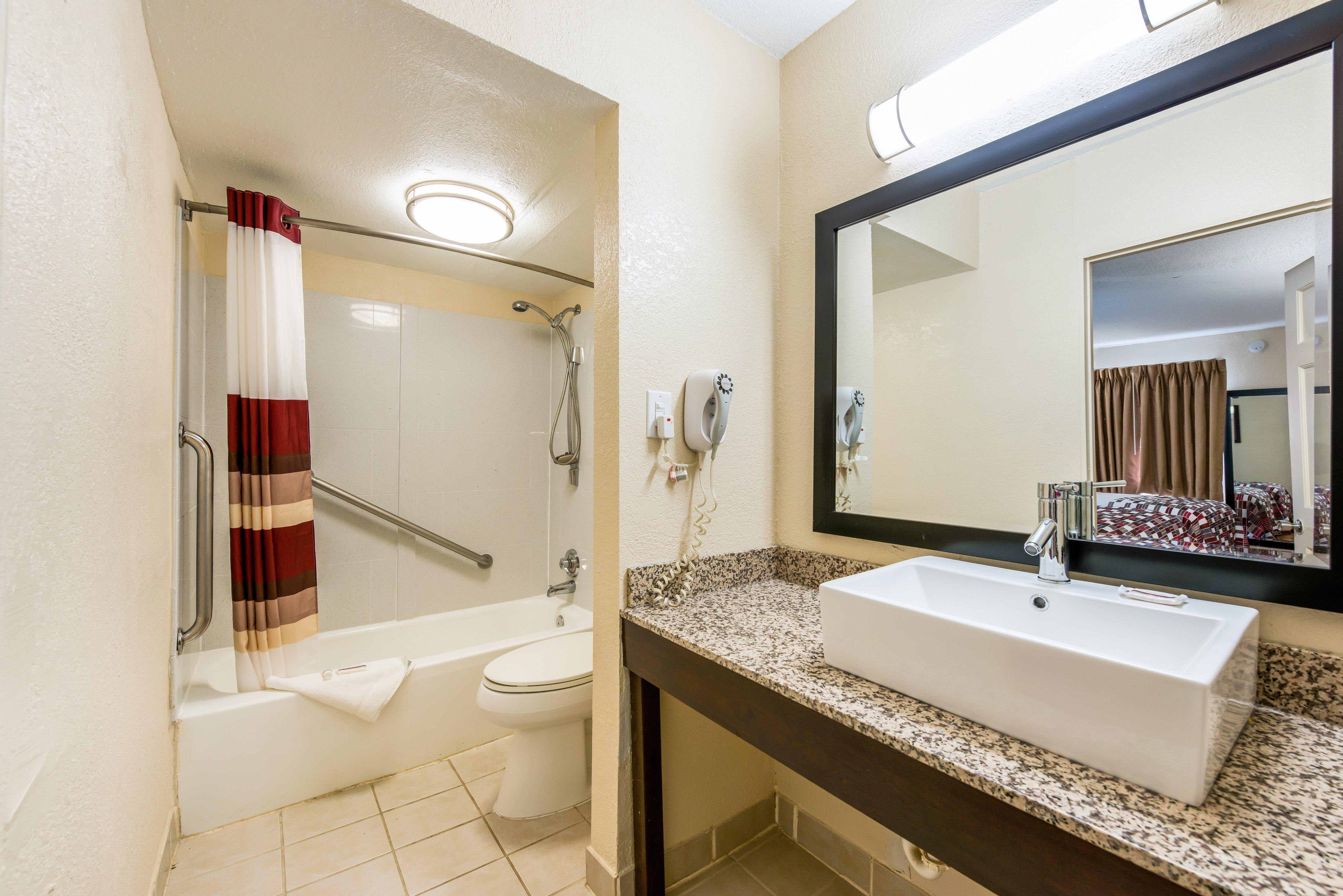 Red Roof Inn Marion, In Экстерьер фото