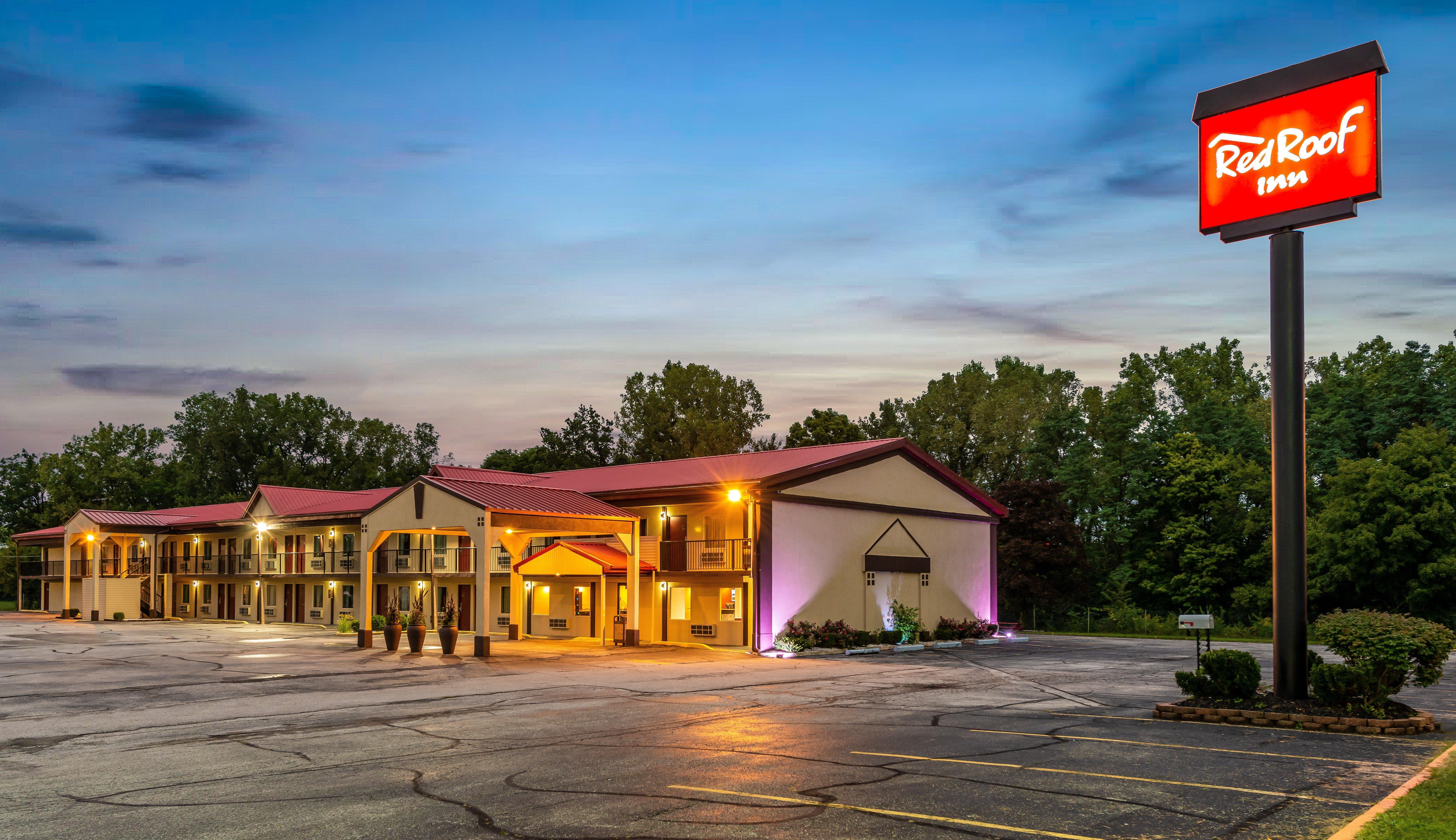 Red Roof Inn Marion, In Экстерьер фото